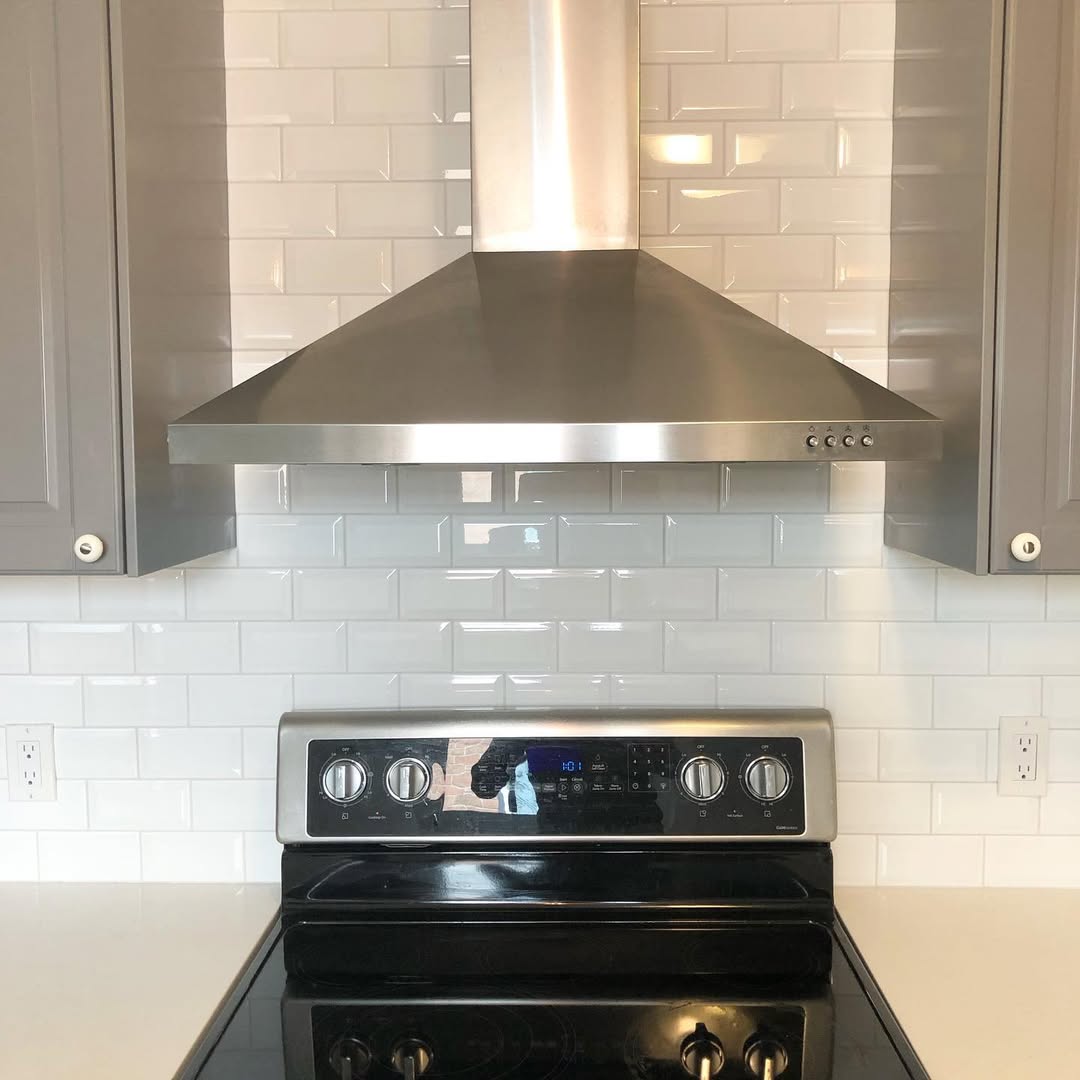 10x20 Beveled White Subway Tile